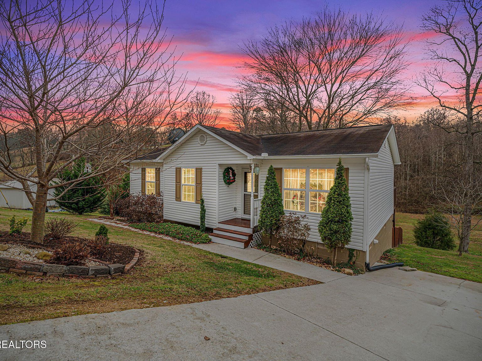 124 Mac Ivey Ln La Follette, TN 37766 - Thumbnail 3