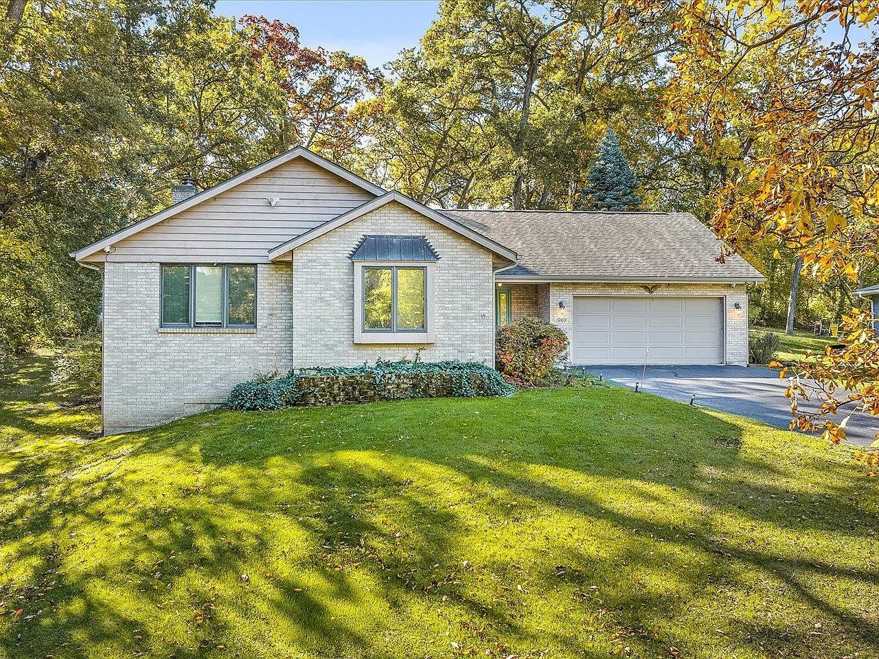 1969 Baintree Rd Davis, IL 61019 - Thumbnail 3