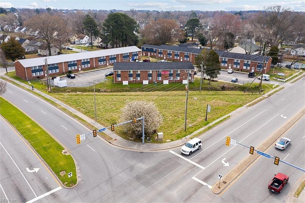 50 Settlers Landing Rd Hampton, VA 23669 - Thumbnail 3
