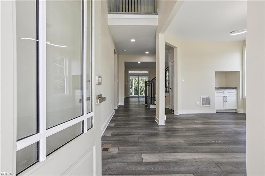 1020 Poquoson Ave #C Poquoson, VA 23662 - Thumbnail 3