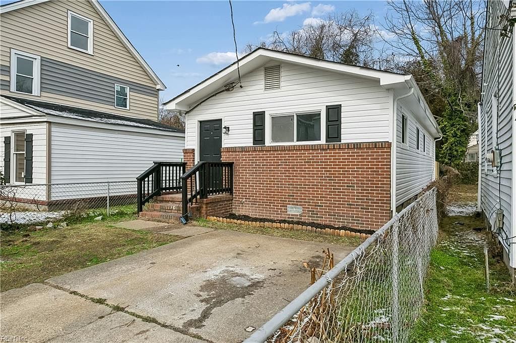 1239 24th St Newport News, VA 23607 - Thumbnail 3