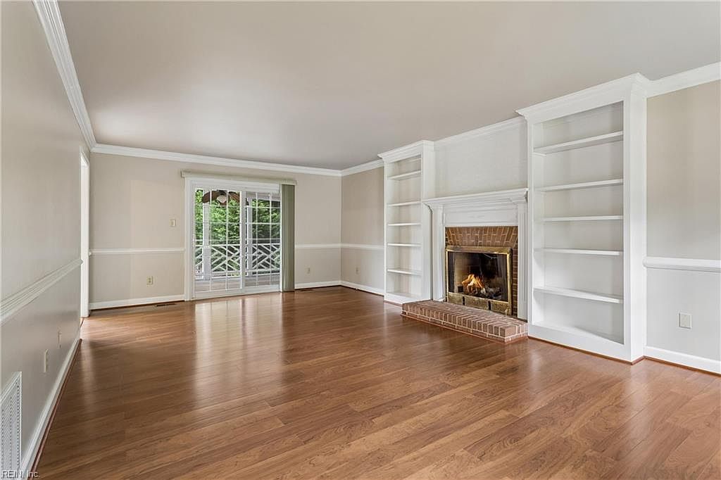 2107 Village Green Pkwy Newport News, VA 23602 - Thumbnail 3