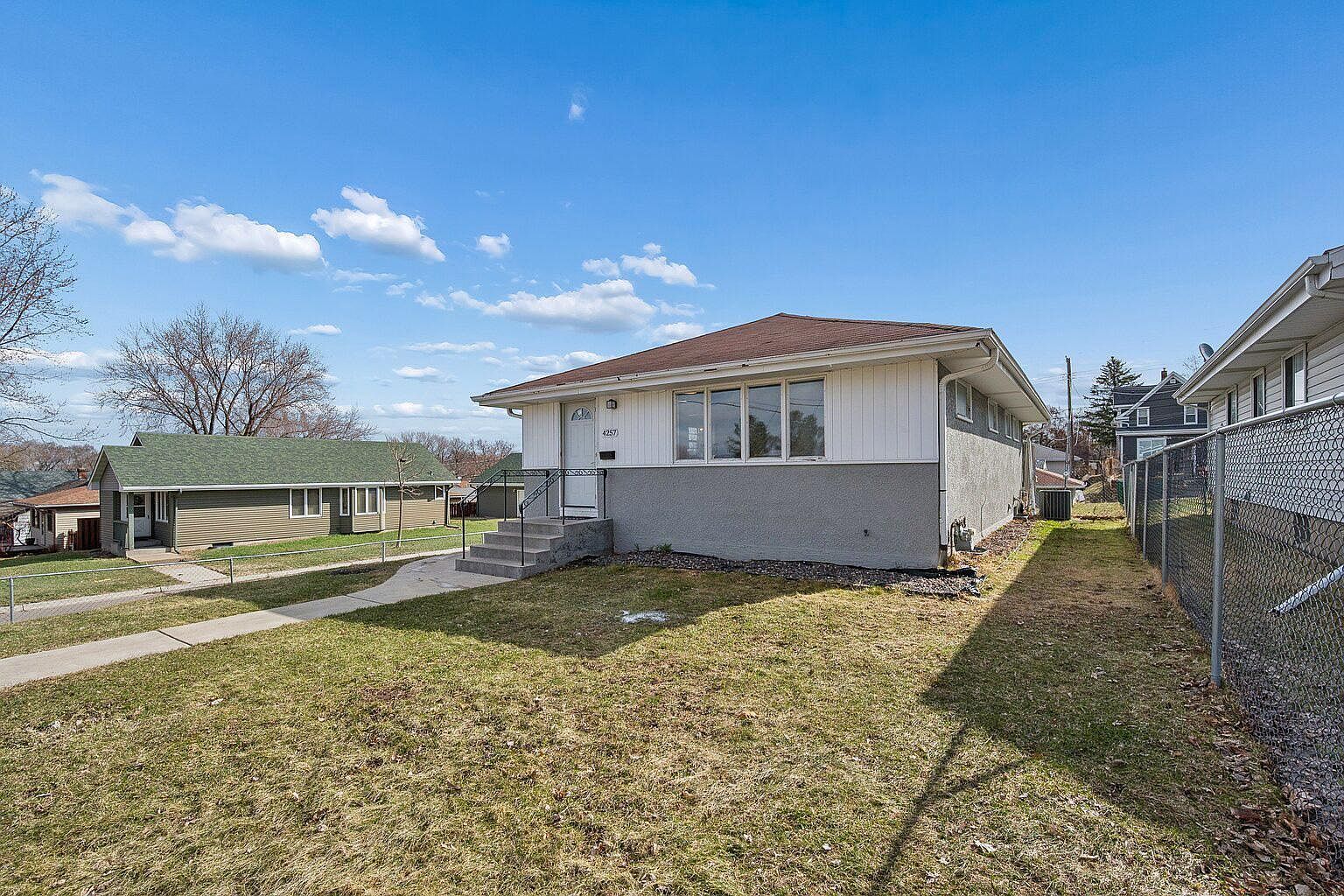 4257 5th St NE Columbia Heights, MN 55421 - Thumbnail 3