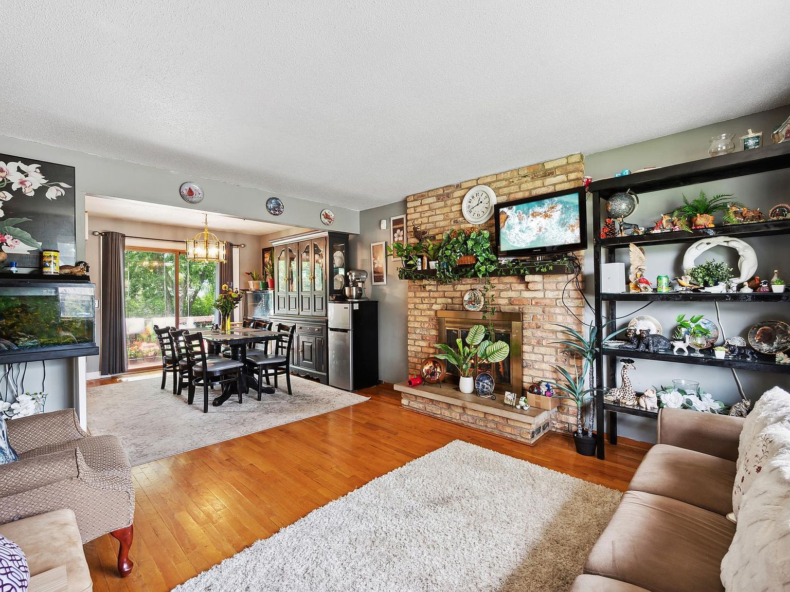 1613 Lyn Curve Ave N Minneapolis, MN 55411 - Thumbnail 3