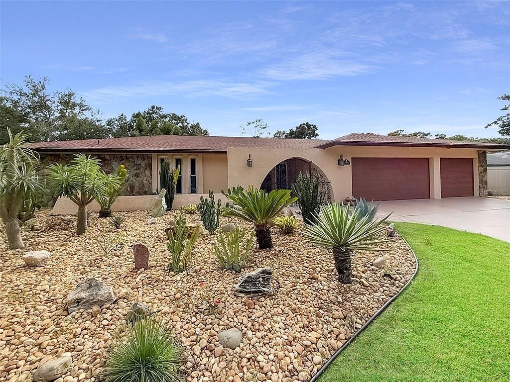 2721 Northridge Dr E Clearwater, FL 33761 - Thumbnail 3