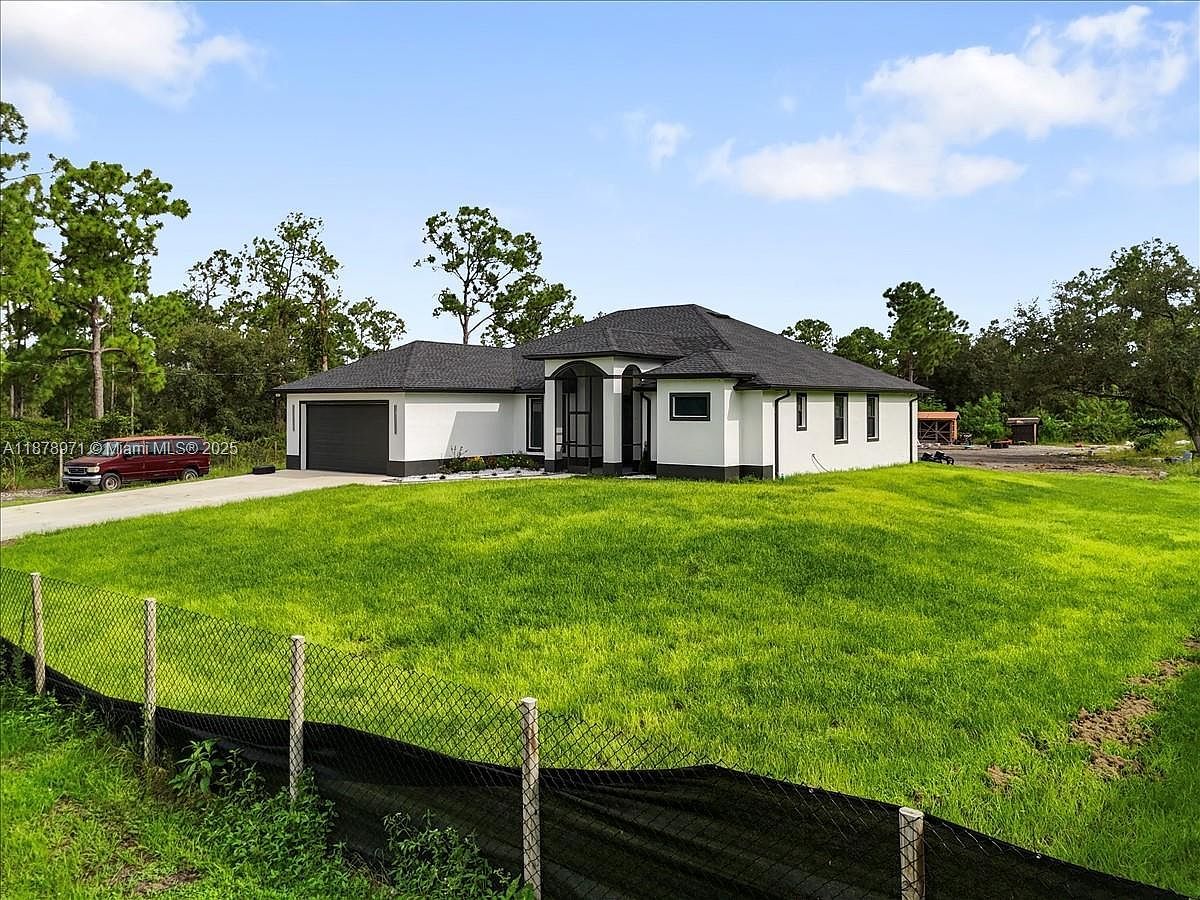 7691 23rd Pl Labelle, FL 33935 - Thumbnail 3