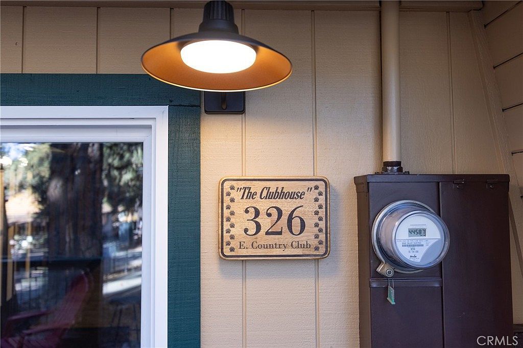 326 E Country Club Blvd Big Bear City, CA 92314 - Thumbnail 3