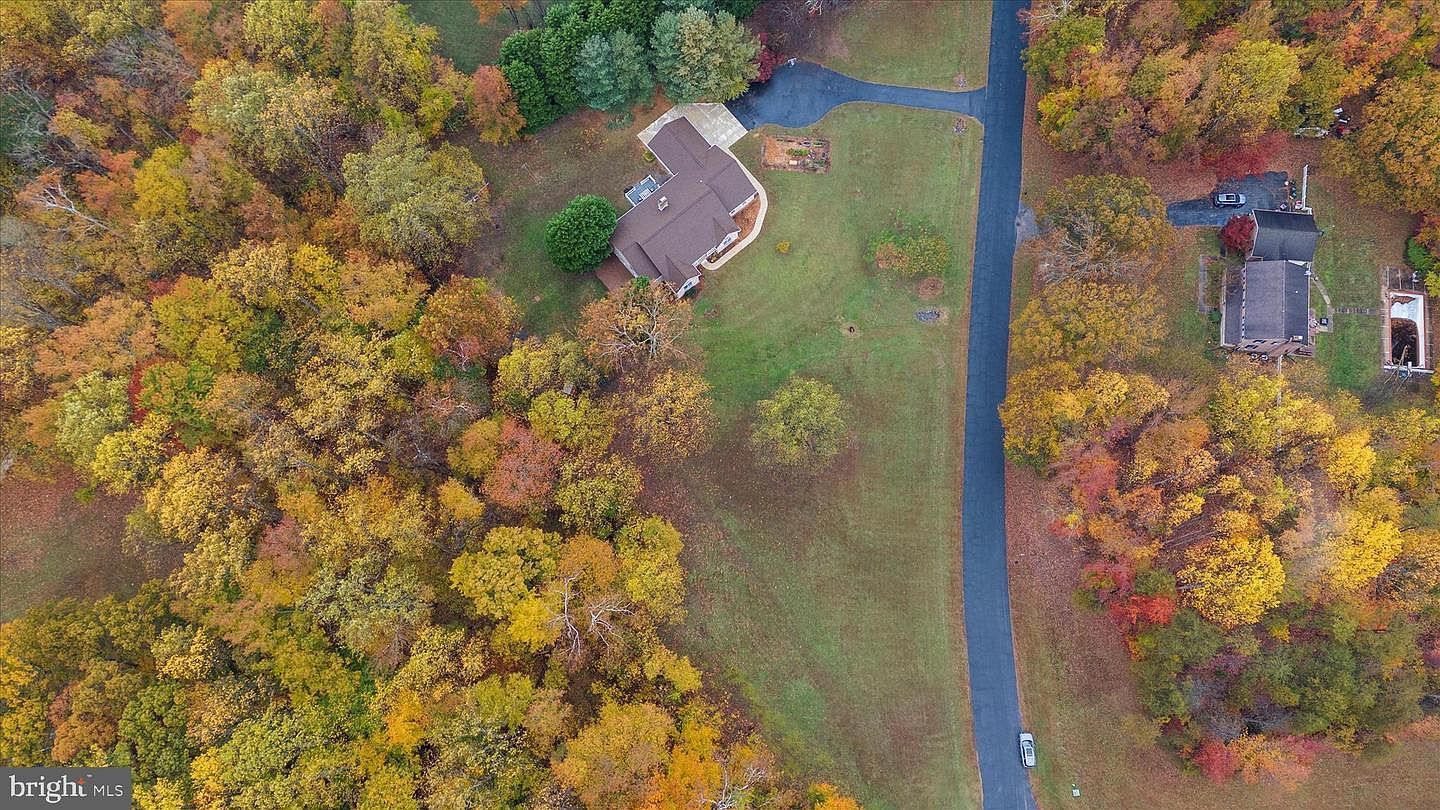 1010 Carson Dr Huntingtown, MD 20639 - Thumbnail 3