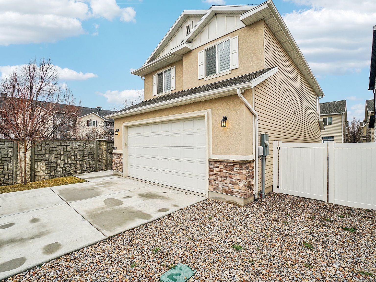 807 N Wellington Ct North Salt Lake, UT 84054 - Thumbnail 3