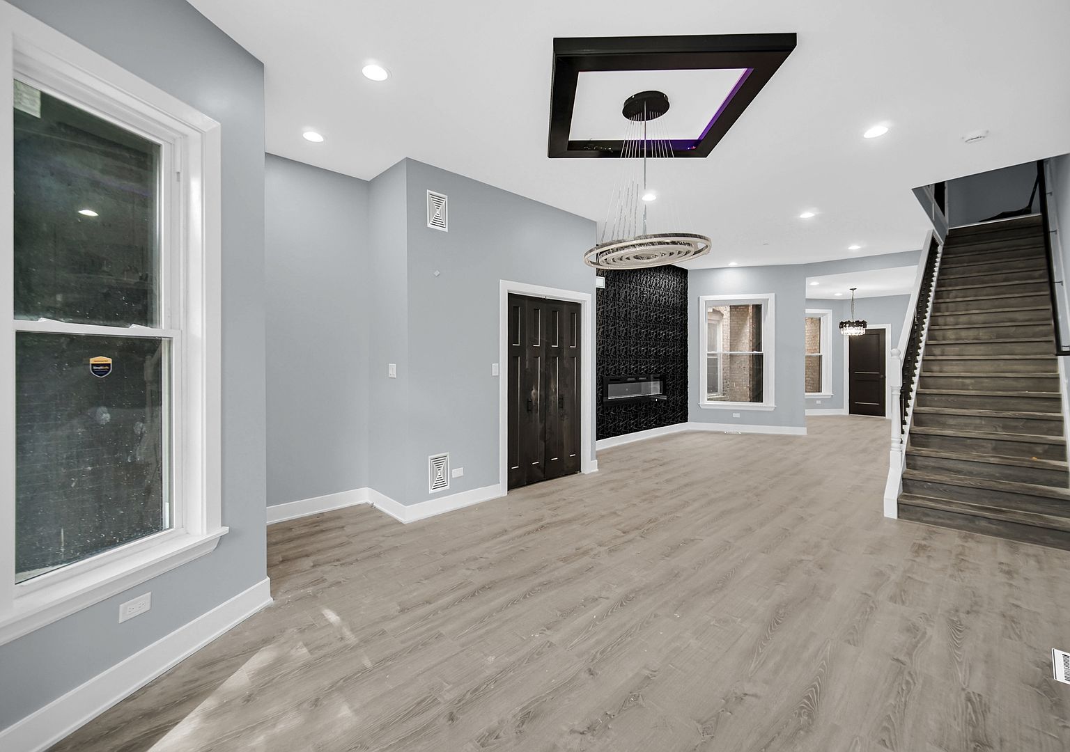 4343 S Ellis Ave Chicago, IL 60653 - Thumbnail 3