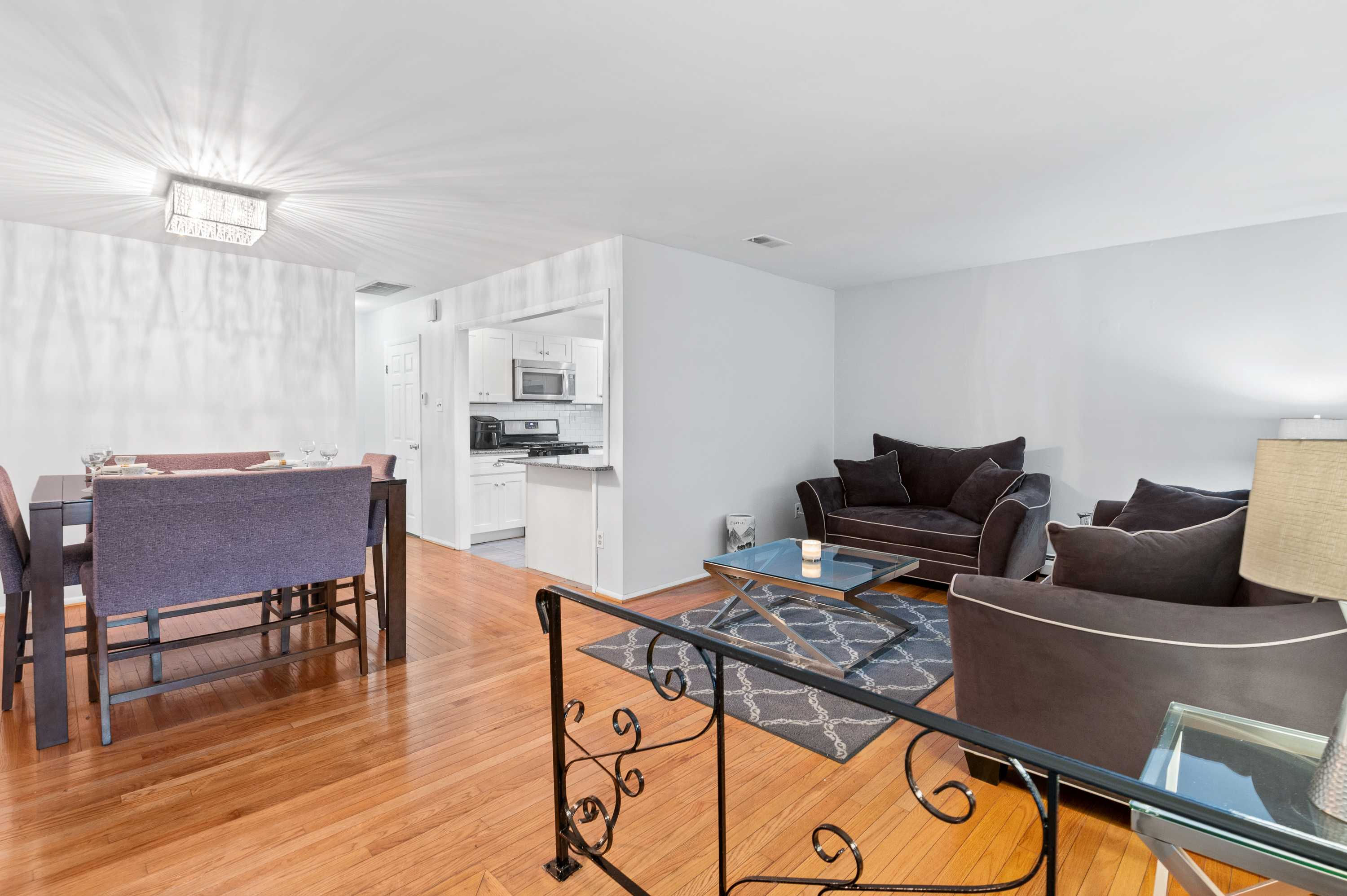 7354 Meadowlark Place, Philadelphia, PA, USA, 19153 - Thumbnail 3