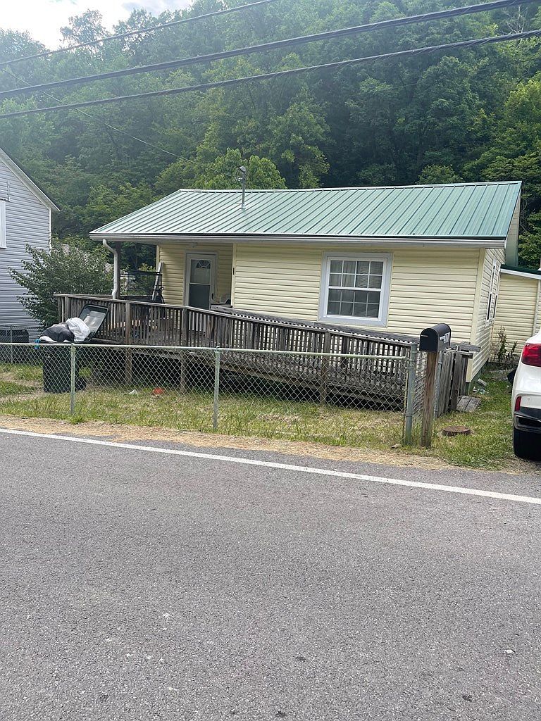 171 Highway 3409 Mc Roberts, KY 41835 - Thumbnail 3