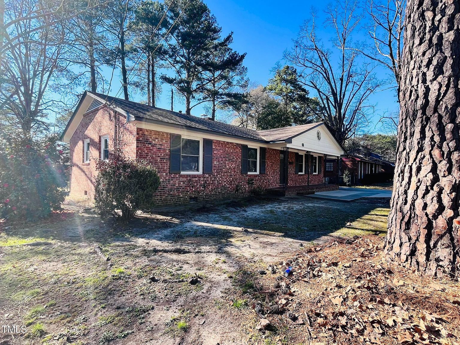 318 S McPherson Church Rd Fayetteville, NC 28303 - Thumbnail 3