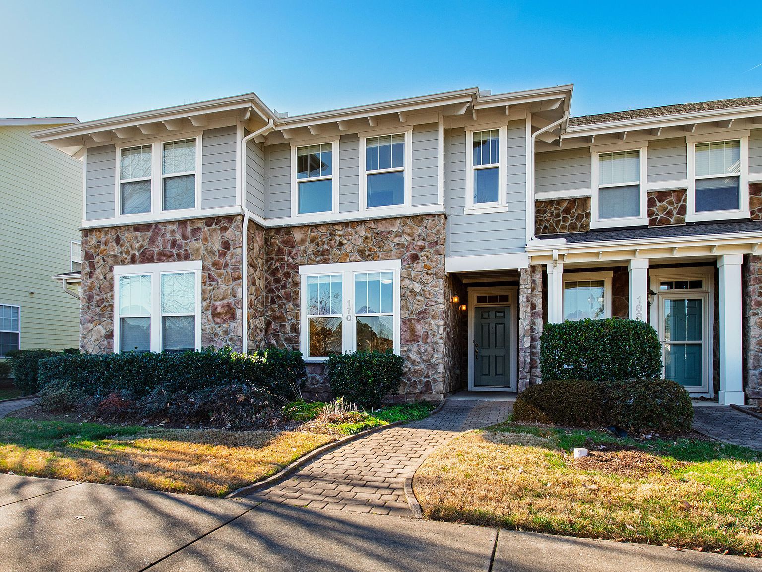 170 Point Comfort Ln Cary, NC 27519 - Thumbnail 3