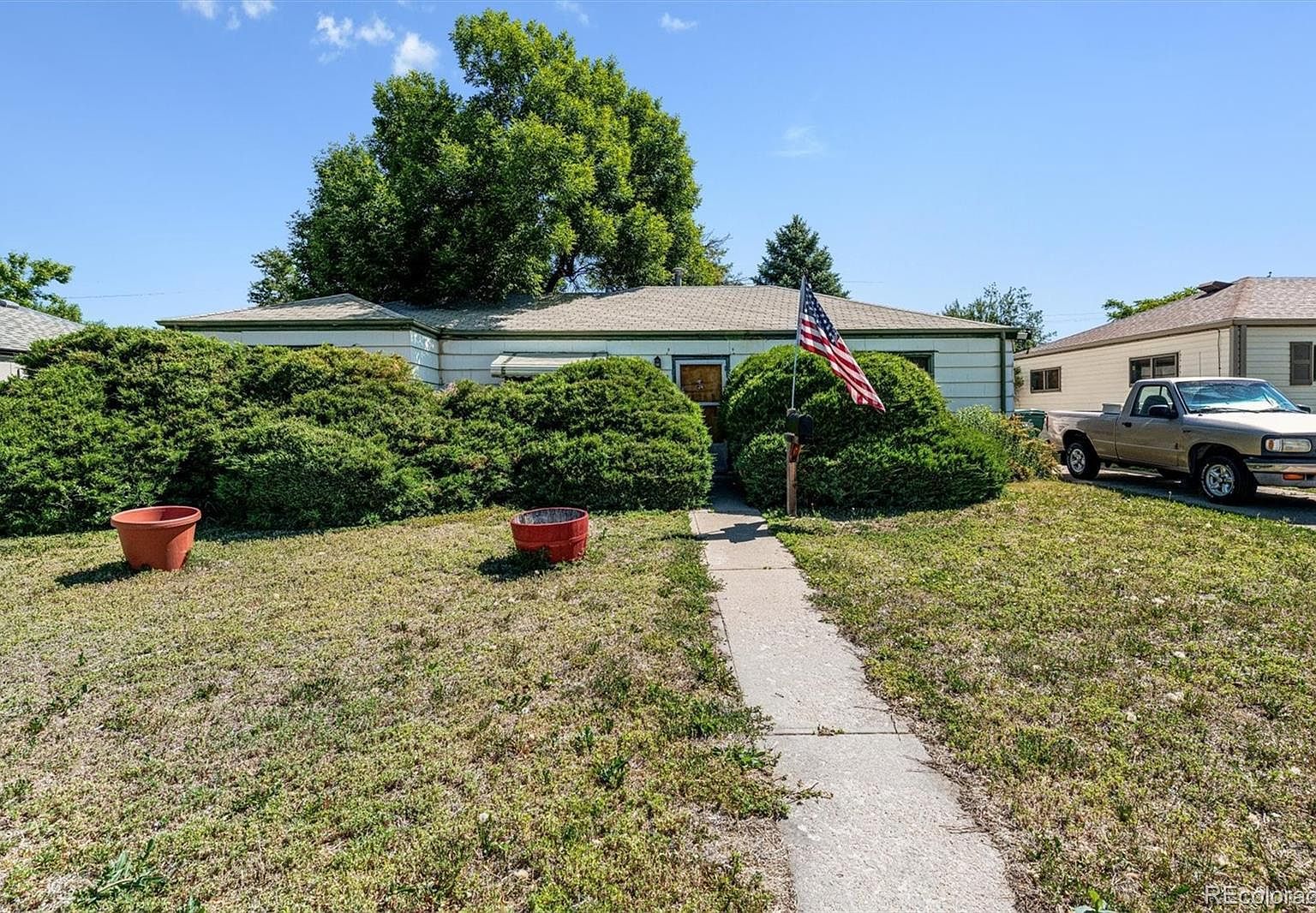 830 Victor St Aurora, CO 80011 - Thumbnail 3