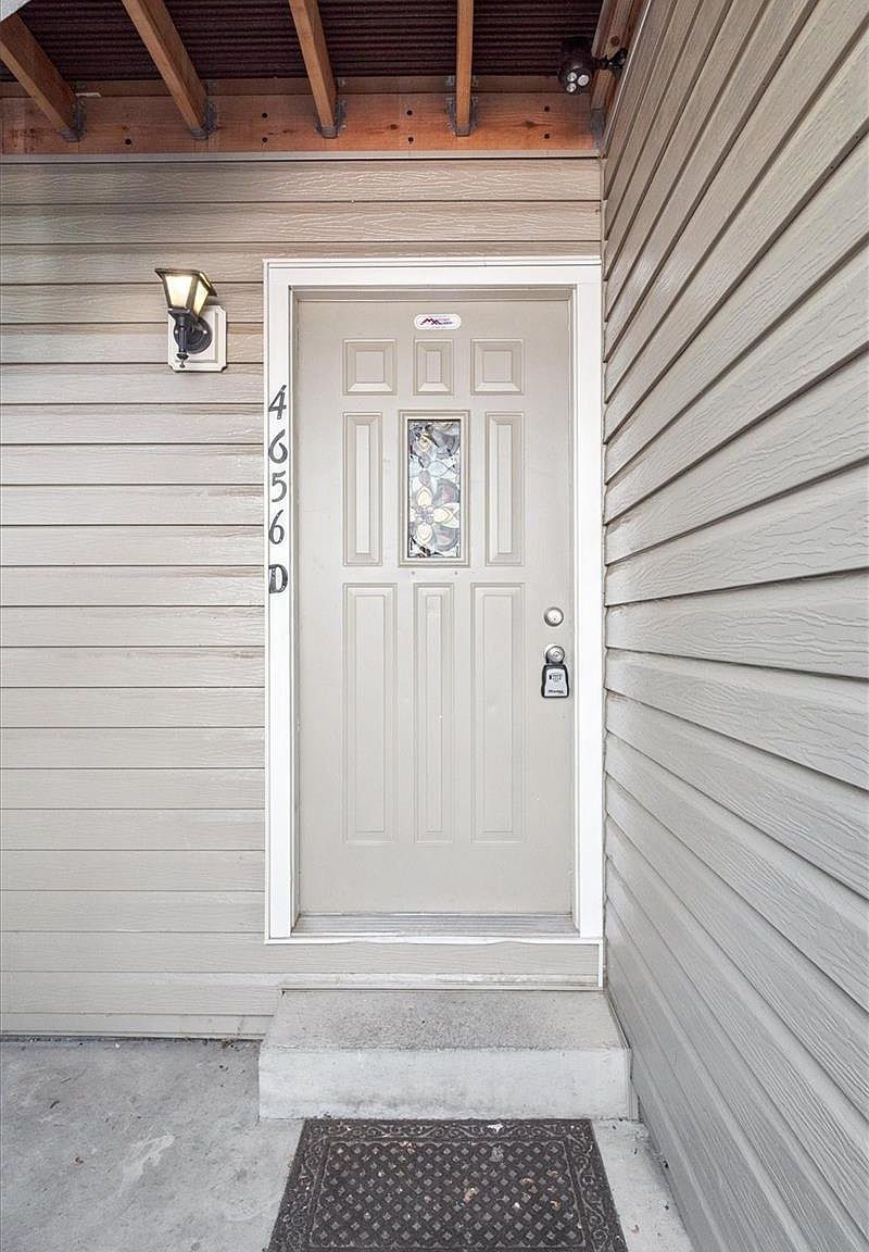 4656 S Dillon Ct UNIT D Aurora, CO 80015 - Thumbnail 3