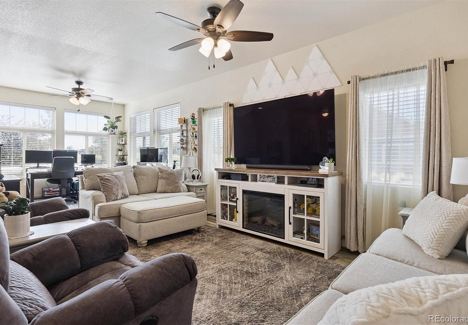 2029 S Flanders Way UNIT C Aurora, CO 80013 - Thumbnail 3