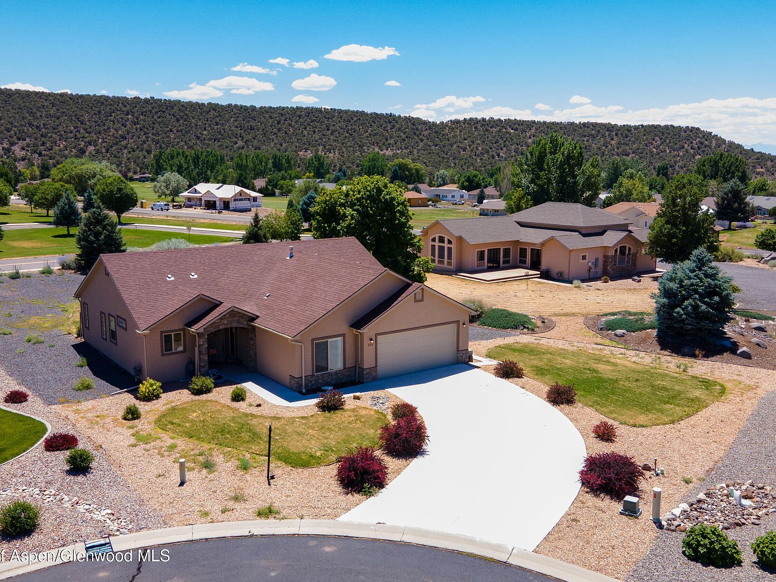 325 SE Cobblestone Ct Cedaredge, CO 81413 - Thumbnail 3