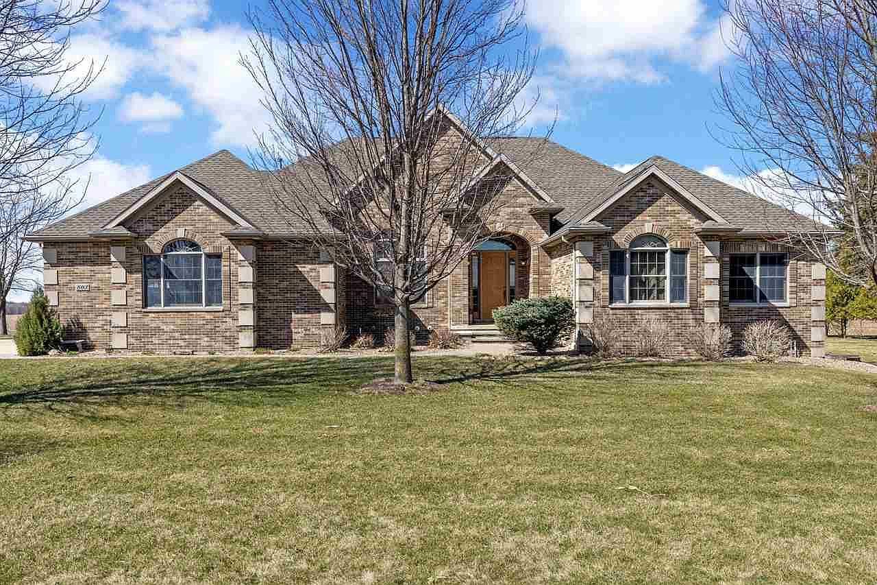 803 S Walnut St Sumner, IA 50674 - Thumbnail 3