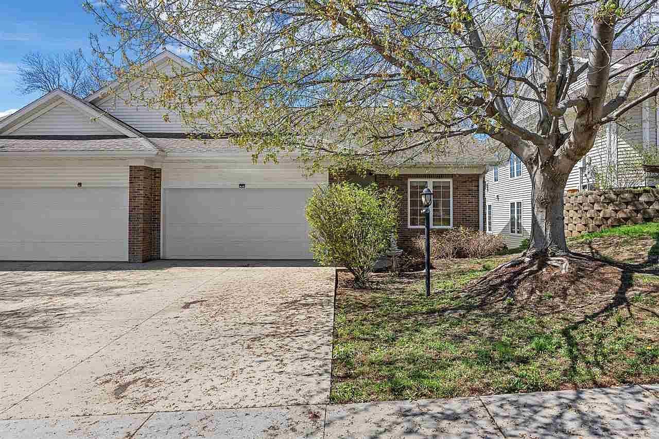 2182 Port Talbot Pl Coralville, IA 52241 - Thumbnail 3