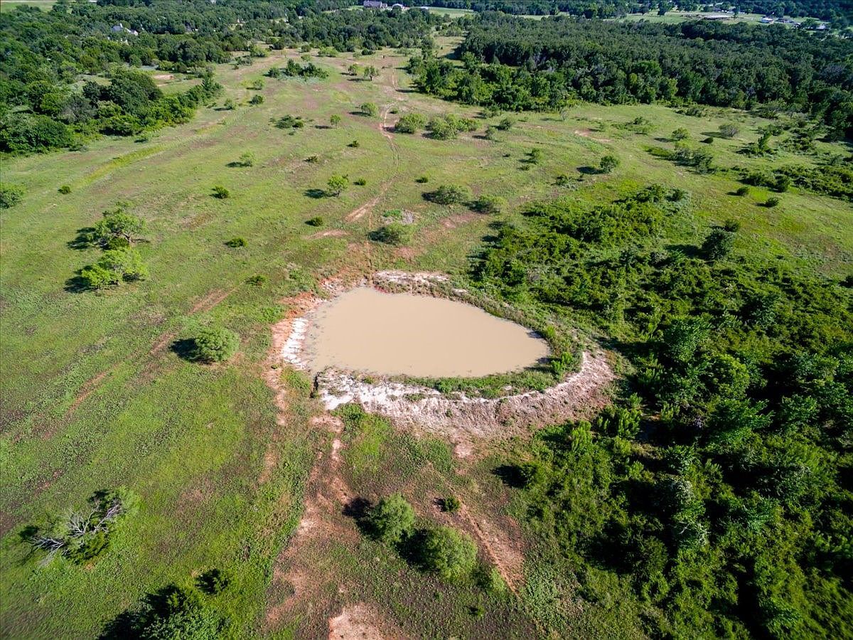 681 Red Top Rd Poolville, TX 76487 - Thumbnail 3