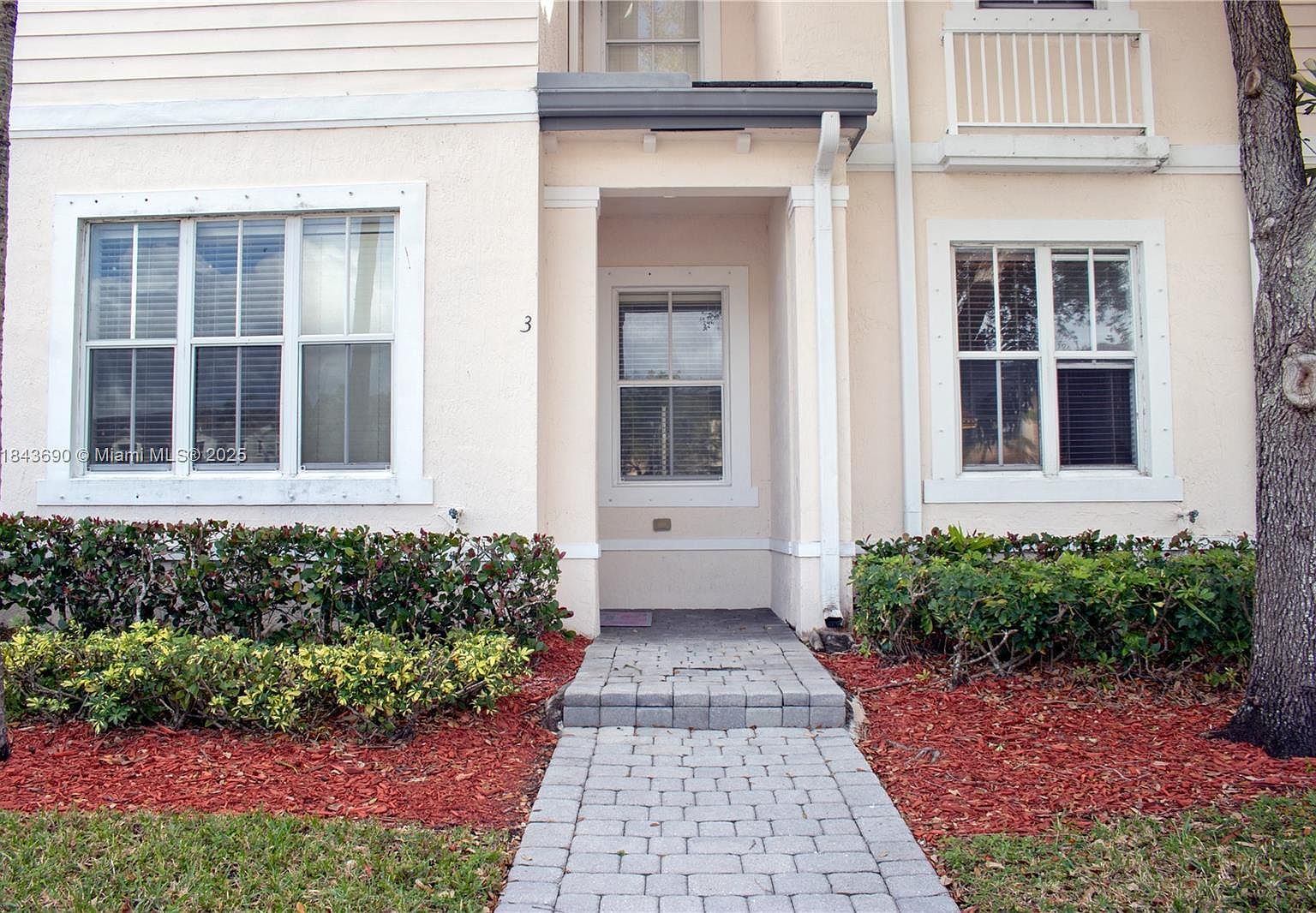 153 SE 28th Pl UNIT 3 Homestead, FL 33033 - Thumbnail 3