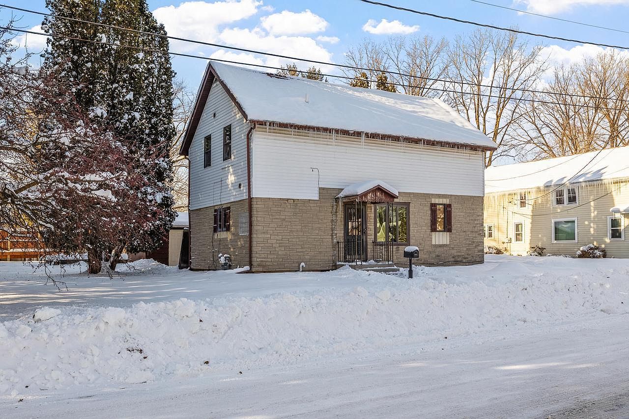 507 10th St Kiel, WI 53042 - Thumbnail 3