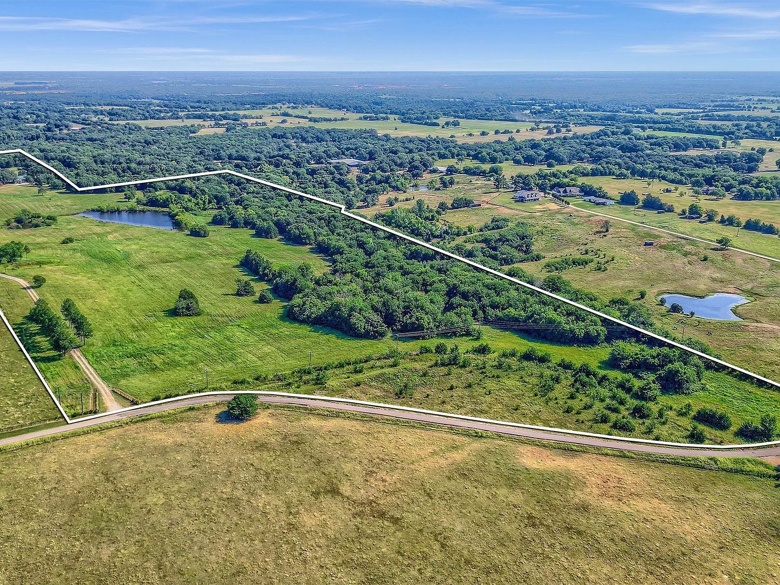 1200 County Road 1215 Savoy, TX 75479 - Thumbnail 3