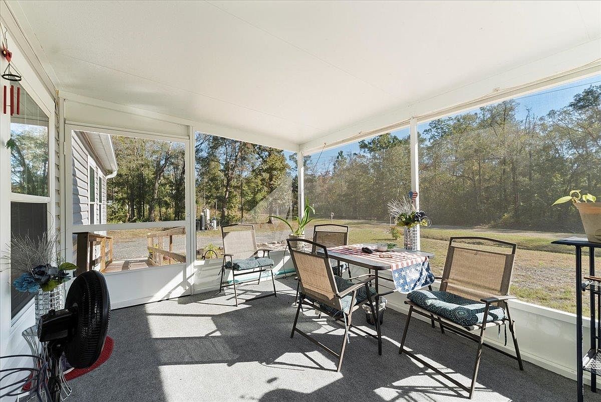 4740 Ursula St Hastings, FL 32145 - Thumbnail 3