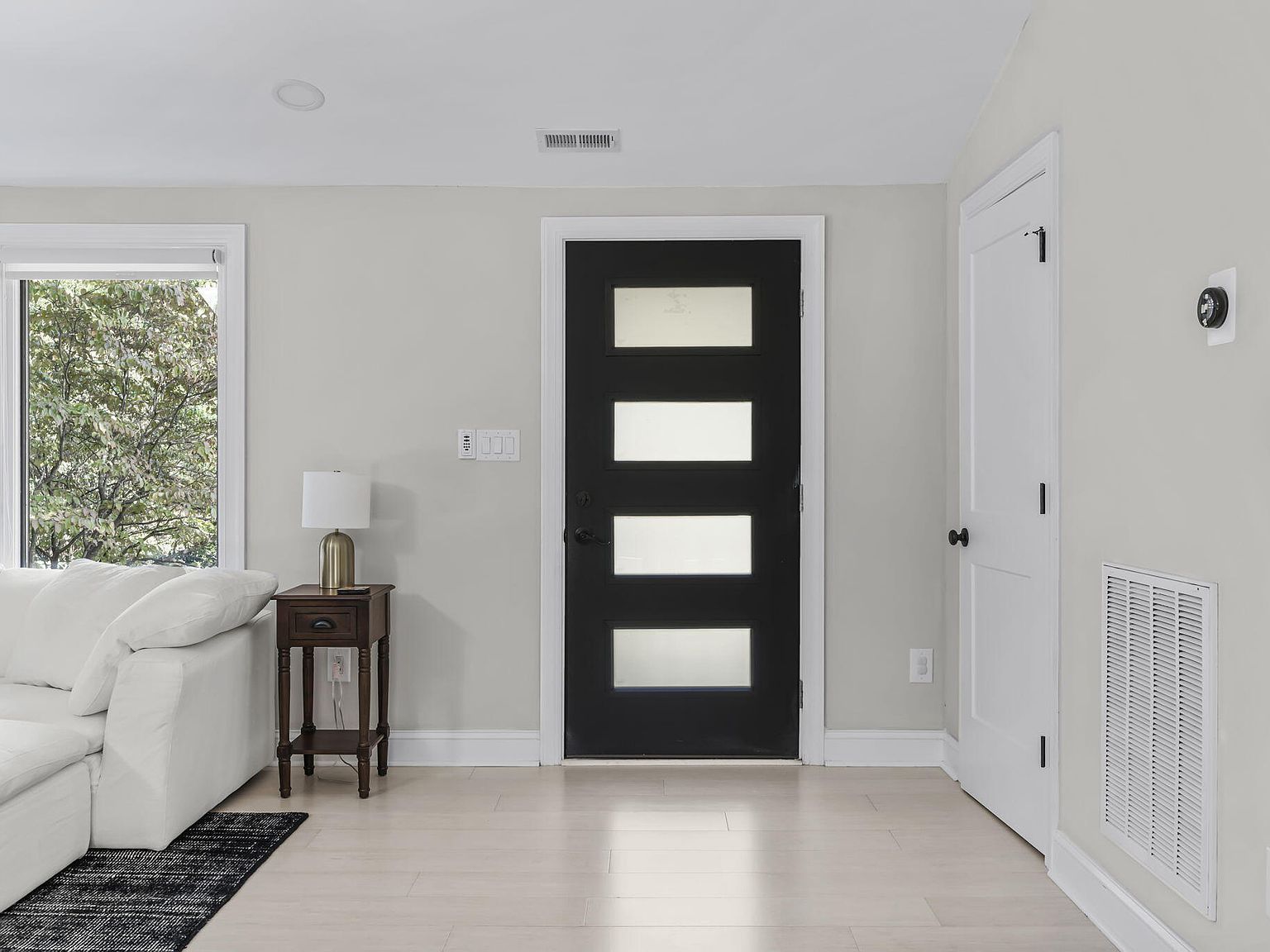 3513 Brook Dr Raleigh, NC 27609 - Thumbnail 3