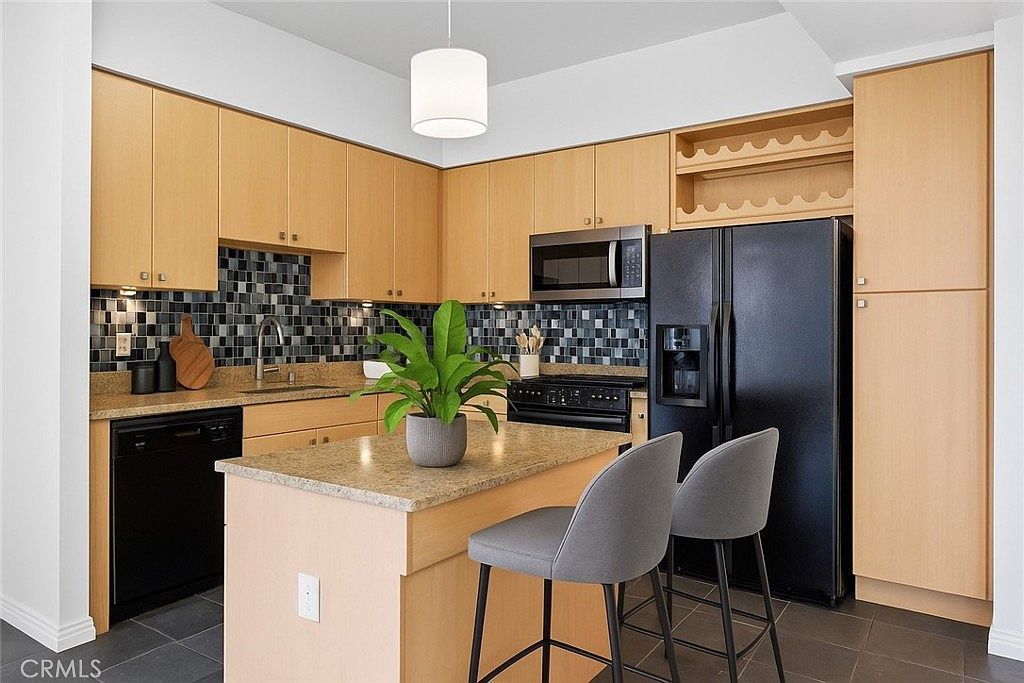 388 E Ocean Blvd UNIT 709 Long Beach, CA 90802 - Thumbnail 3