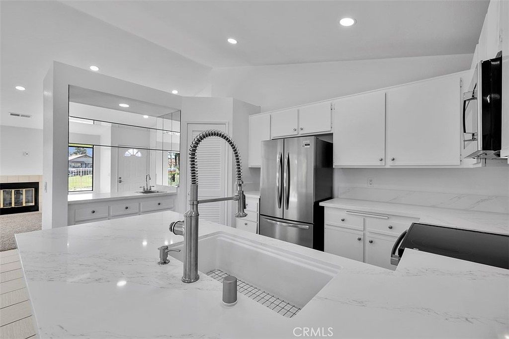 42004 Sand Dune Dr Palm Desert, CA 92211 - Thumbnail 3