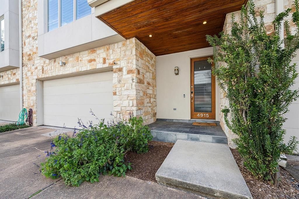 4915 Chenevert St Houston, TX 77004 - Thumbnail 3