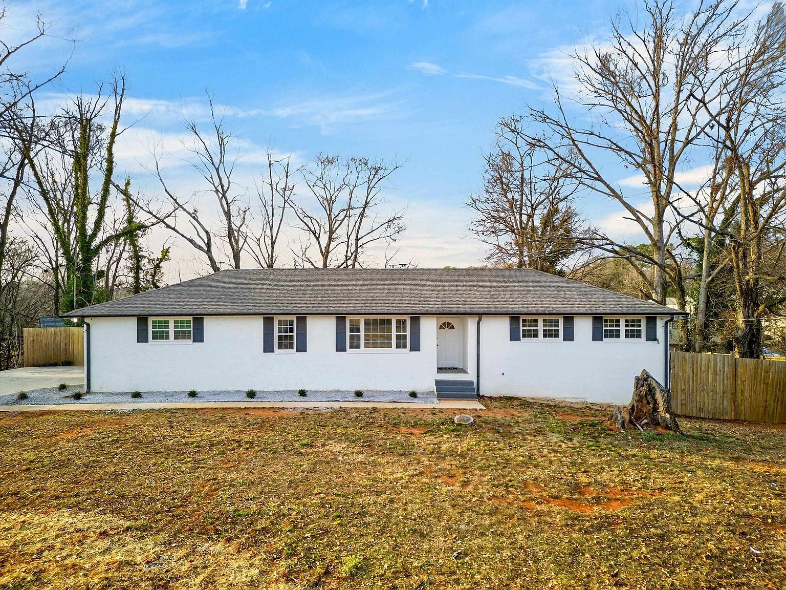 36 Sherman Ln Greenville, SC 29605 - Thumbnail 3