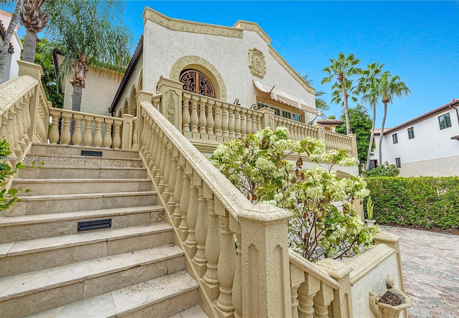 13671 Deering Bay Dr Miami, FL 33158 - Thumbnail 3