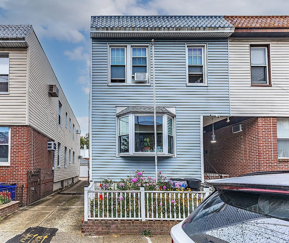 6068 60th Rd Flushing, NY 11378 - Thumbnail 3