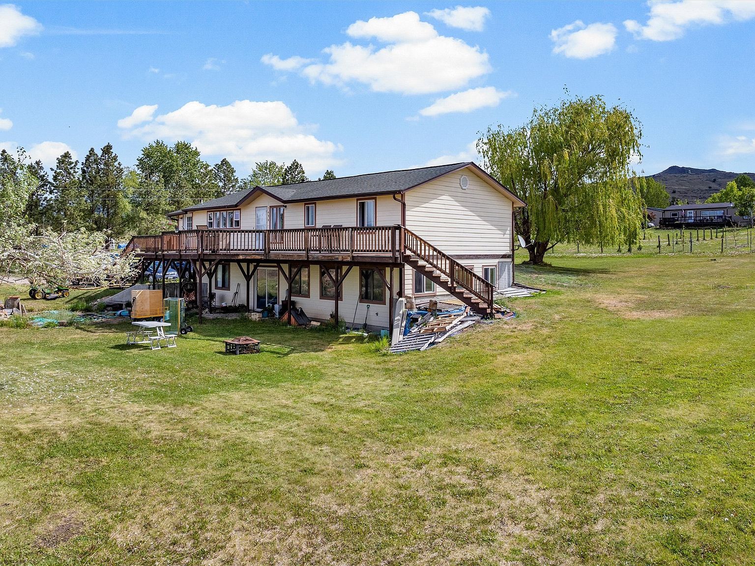 1456 Summerdale Rd Corvallis, MT 59828 - Thumbnail 3