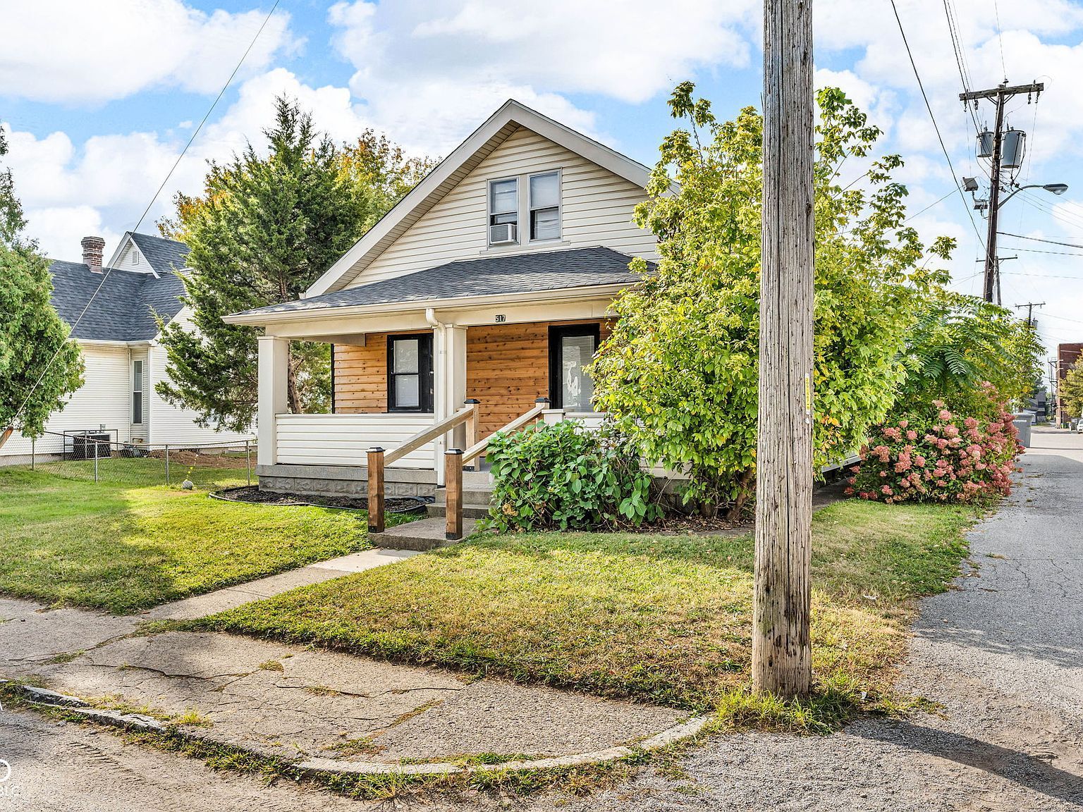 517 Weghorst St Indianapolis, IN 46203 - Thumbnail 3