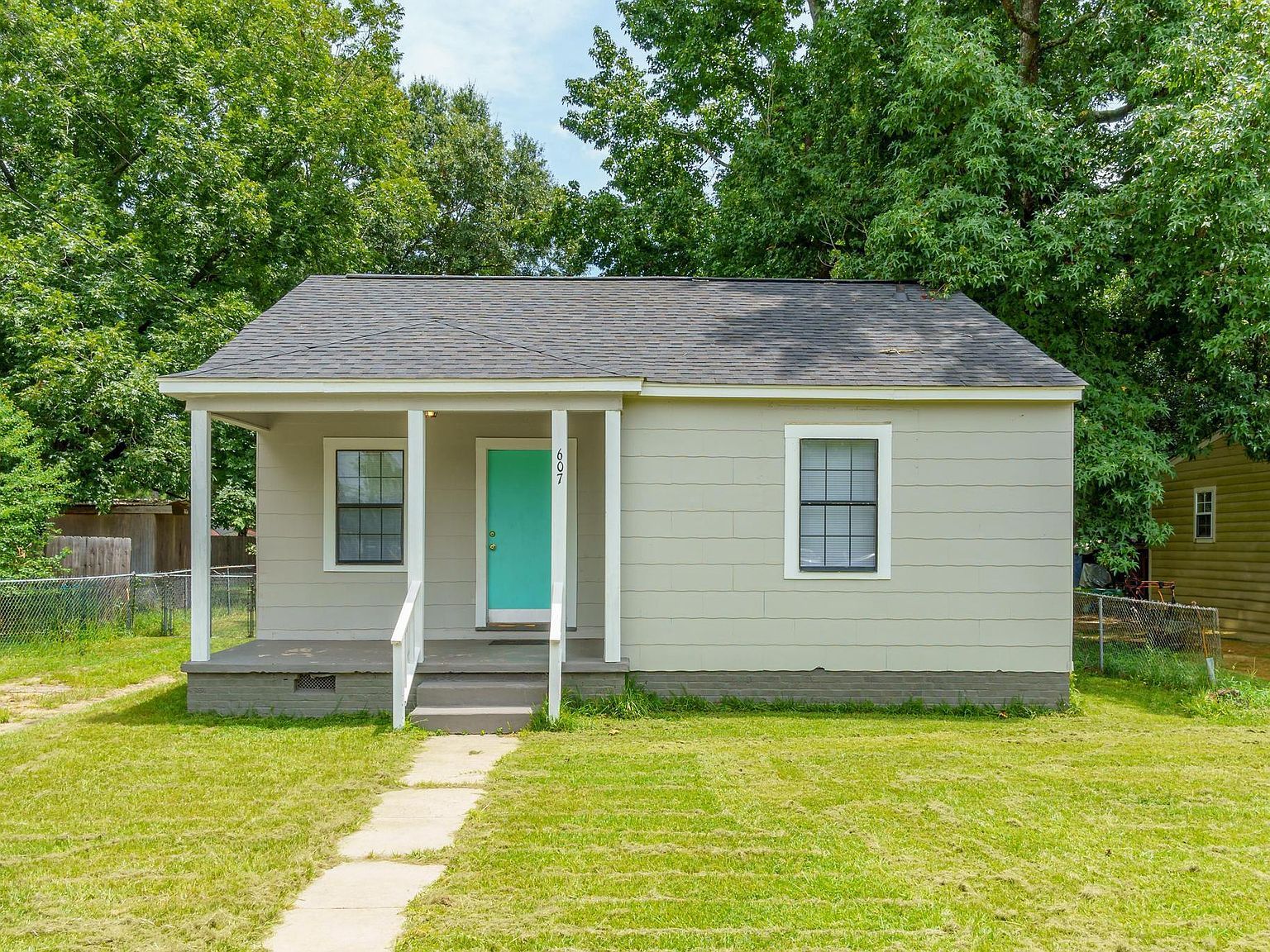 607 S George Ave Petal, MS 39465 - Thumbnail 3