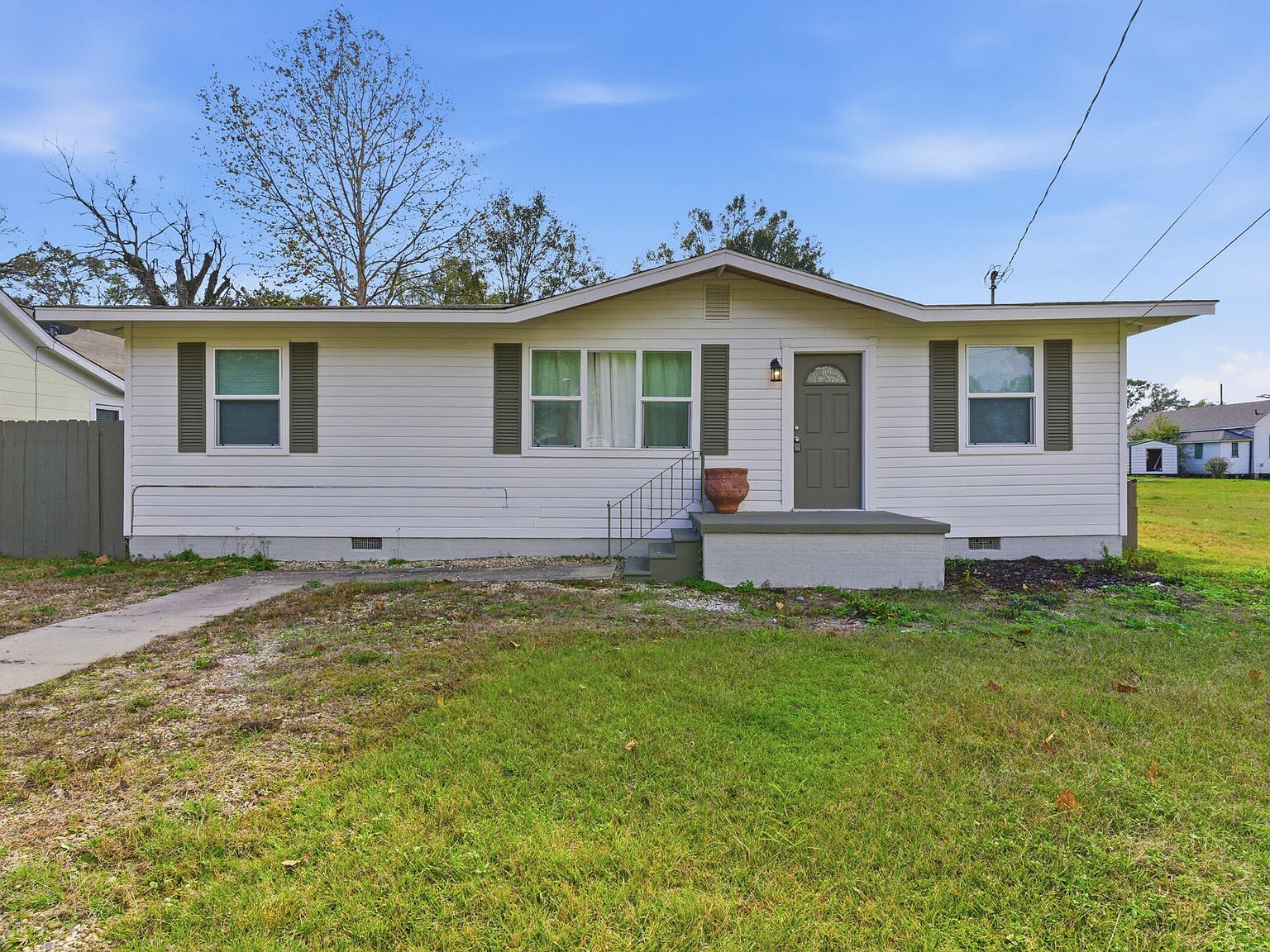 408 Main St Ellisville, MS 39437 - Thumbnail 3