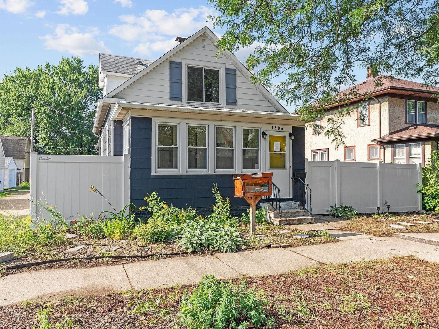 1506 Blair Ave Saint Paul, MN 55104 - Thumbnail 3