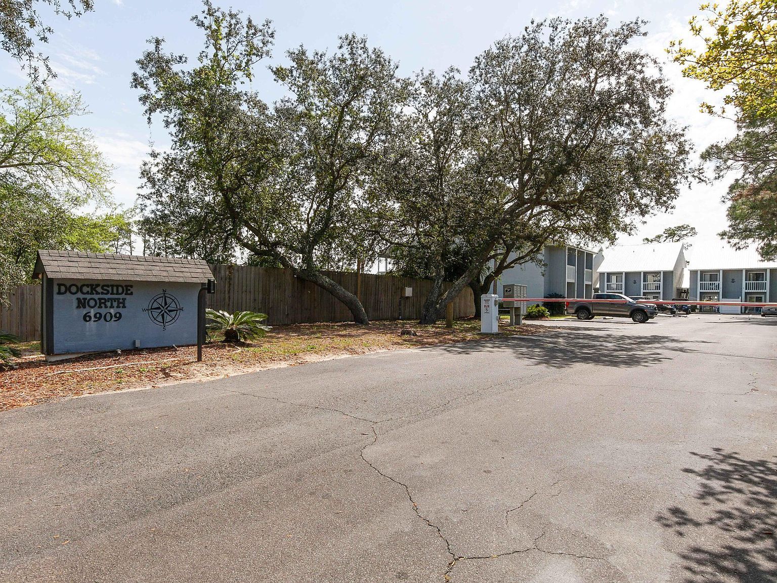 6909 N Lagoon Dr UNIT E3 Panama City, FL 32408 - Thumbnail 3