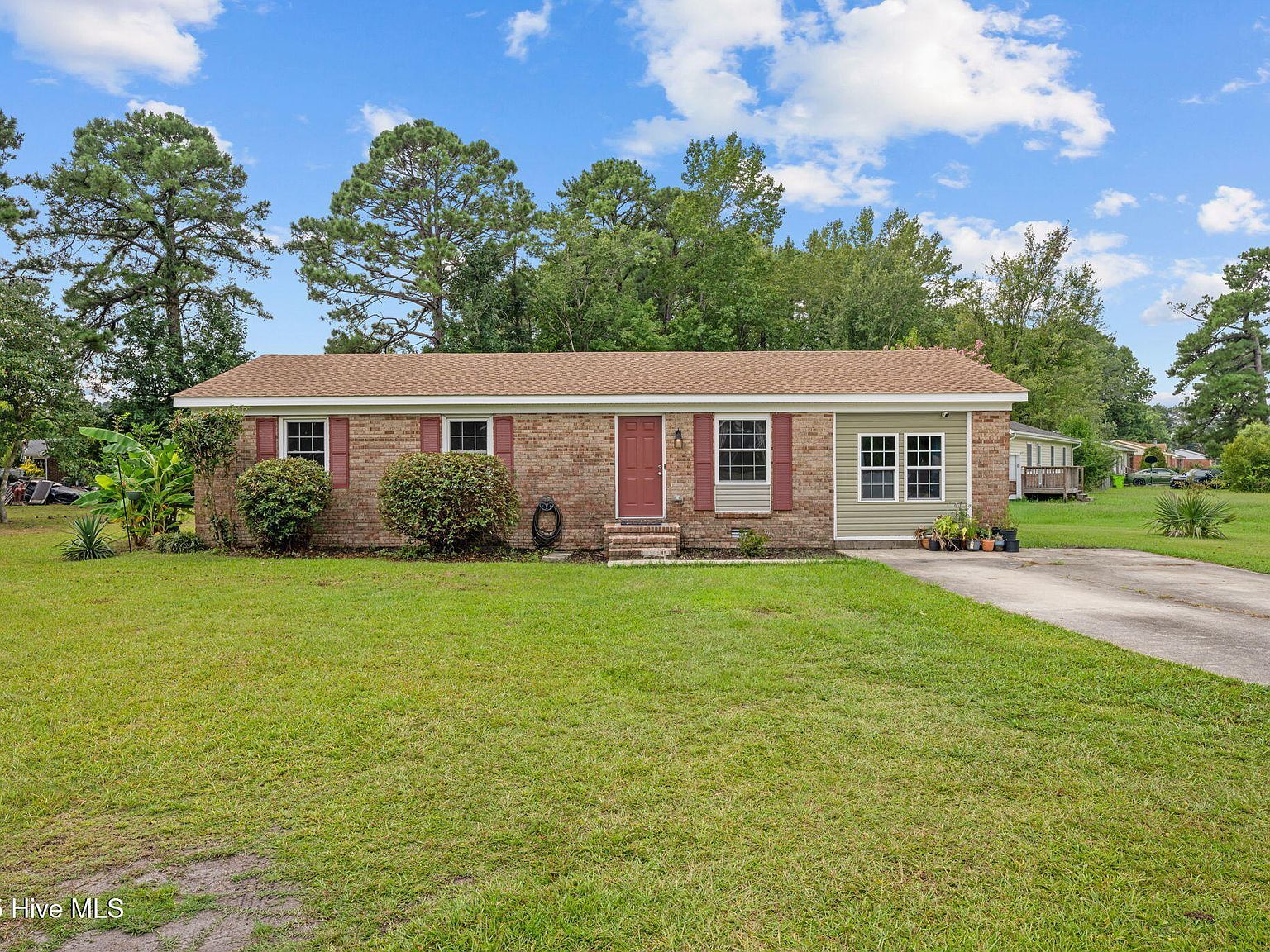 218 N Nunn St Havelock, NC 28532 - Thumbnail 3