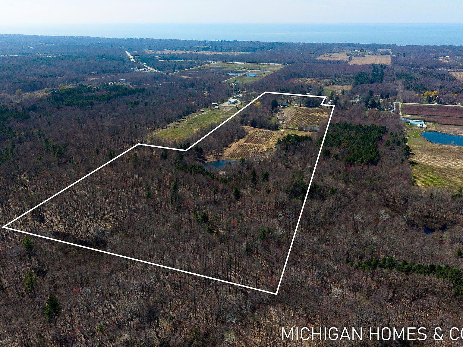 1661 68th St Fennville, MI 49408 - Thumbnail 3