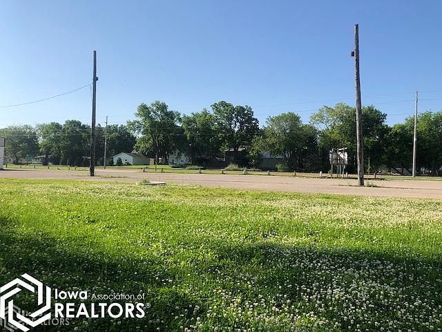 616 Highway 18 W Clear Lake, IA 50428 - Thumbnail 3