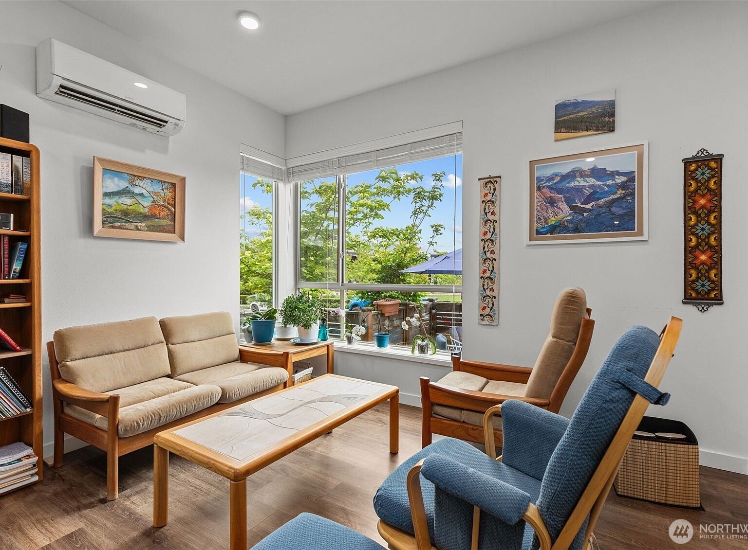 32652 Hemlock Ave SE Black Diamond, WA 98010 - Thumbnail 3