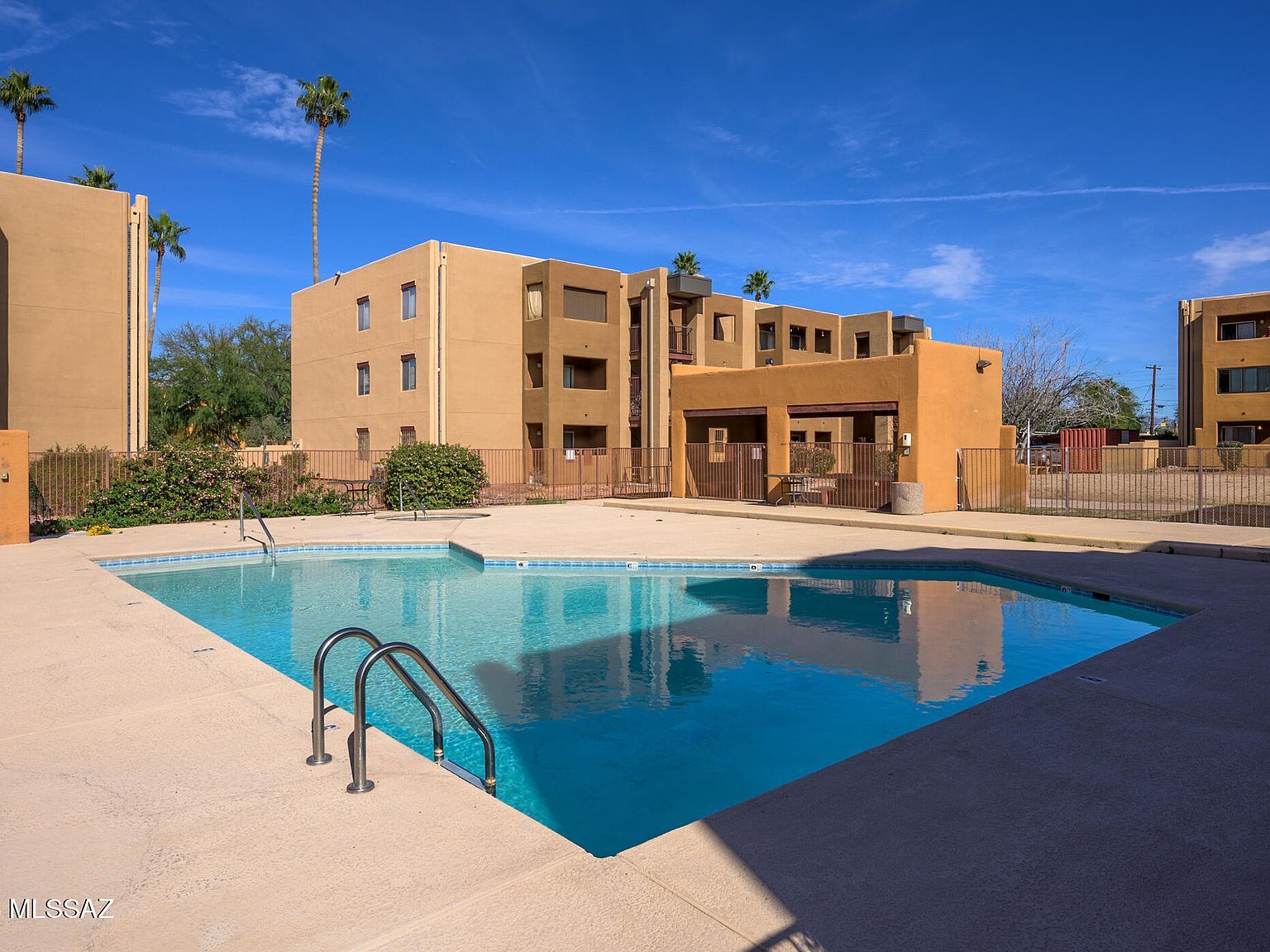 1810 E Blacklidge Dr APT 322 Tucson, AZ 85719 - Thumbnail 3