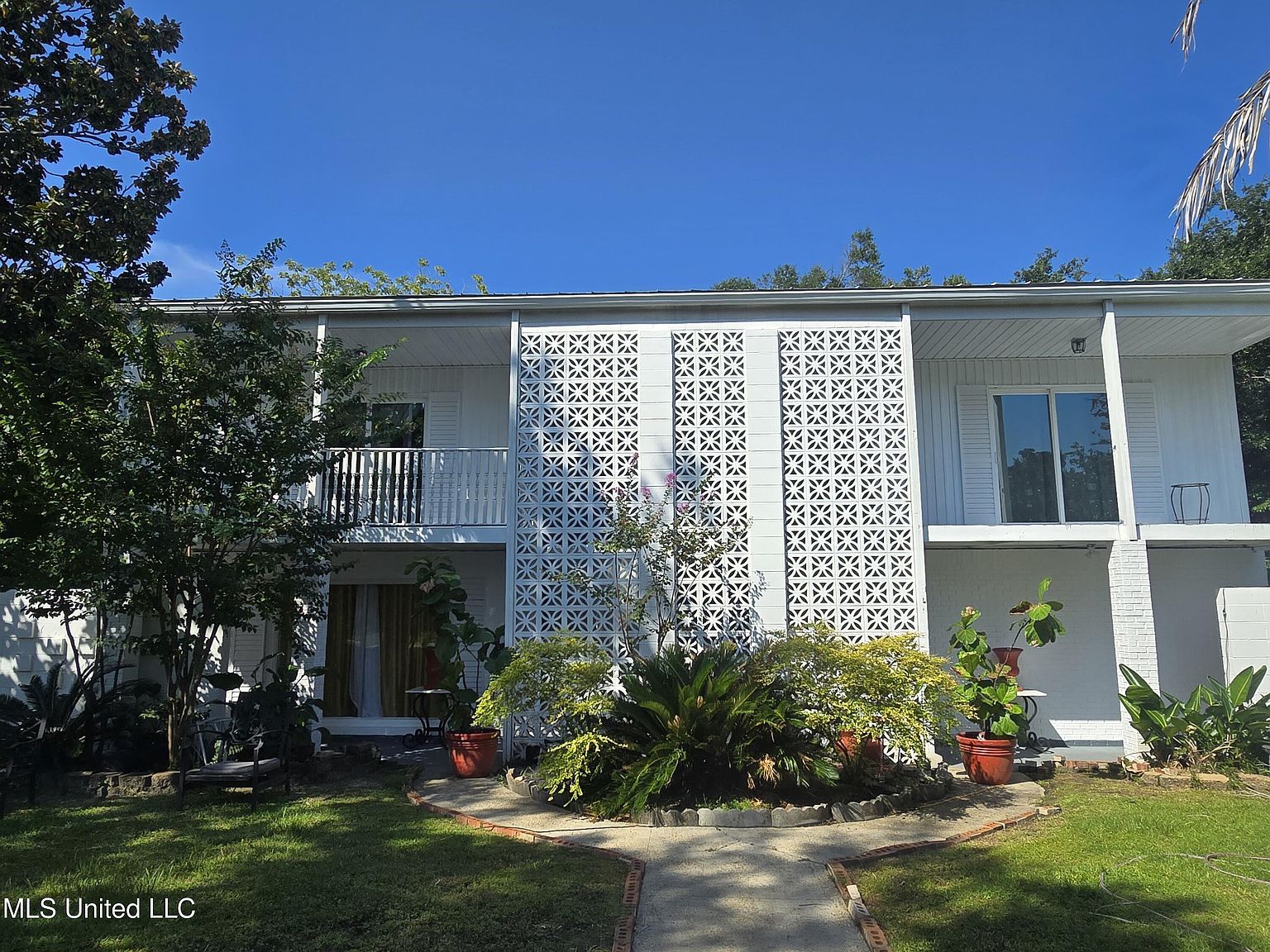 161 Kenmore Ave Biloxi, MS 39531 - Thumbnail 3