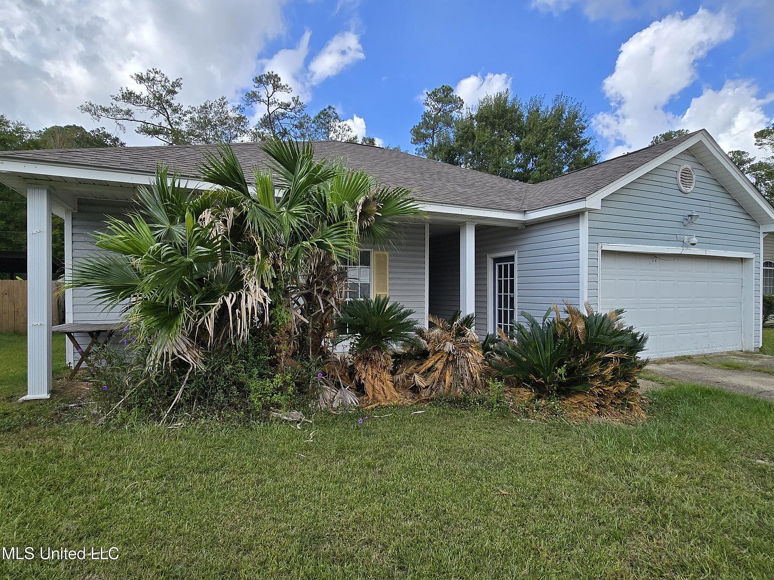 12249 Five Oaks Dr Gulfport, MS 39503 - Thumbnail 3