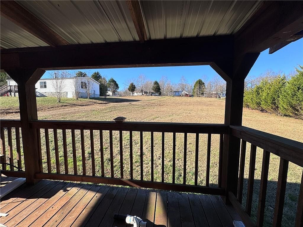 196 Westmoreland Meadows Dr Cleveland, GA 30528 - Thumbnail 3